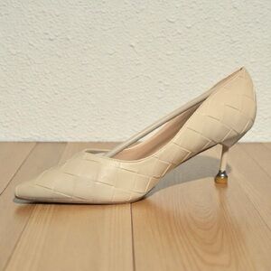 Elegant Cream Women's Heels